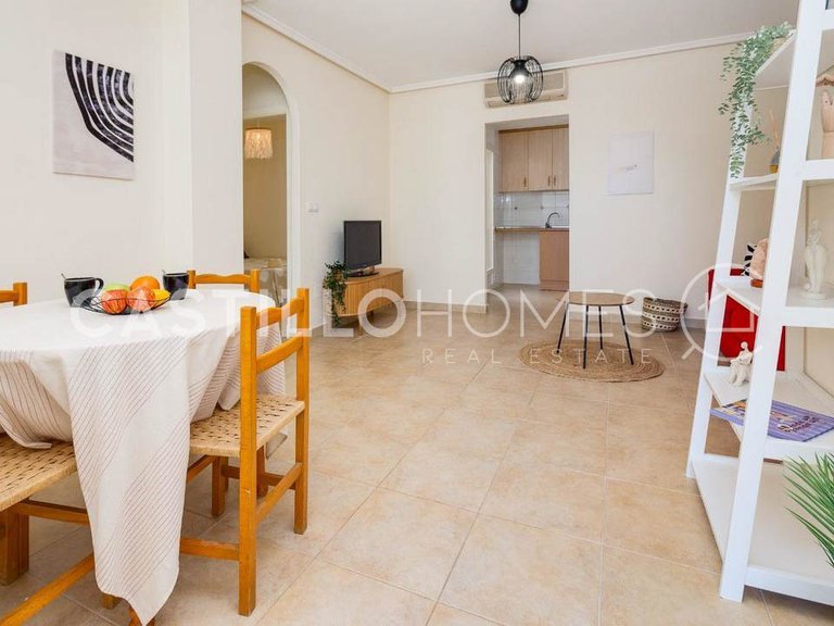 Villa for Sale in Torrevieja, Alicante 12