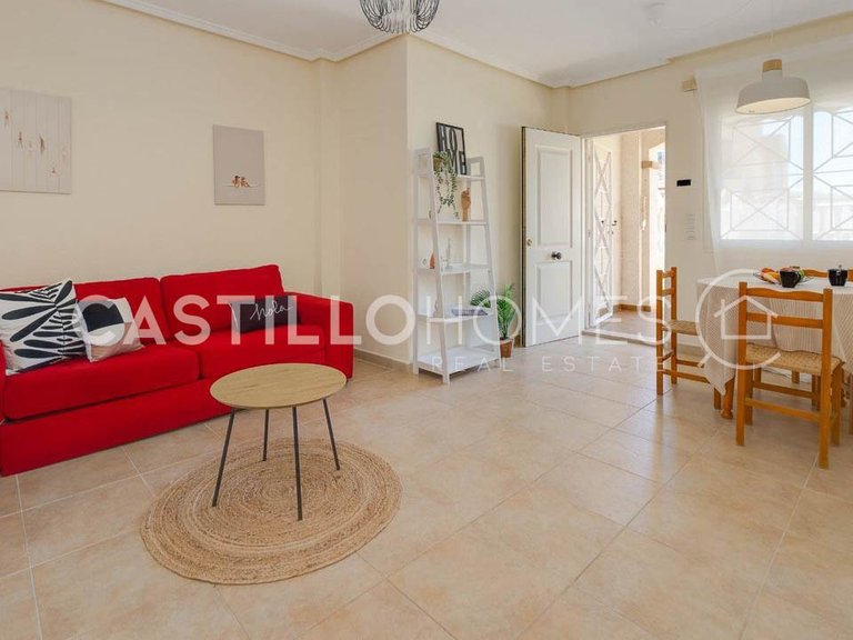 Villa for Sale in Torrevieja, Alicante 7