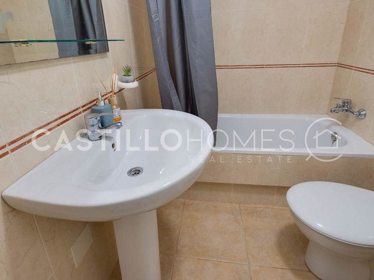 Villa for Sale in Torrevieja, Alicante 19
