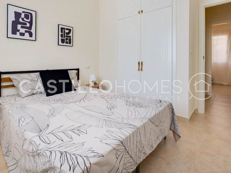 Villa for Sale in Torrevieja, Alicante 16