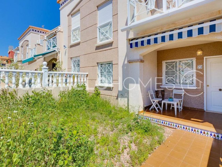 Villa for Sale in Torrevieja, Alicante 3