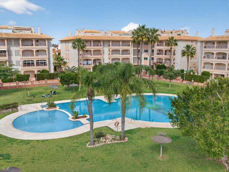 Apartment for Sale in Playa Flamenca, Alicante 1