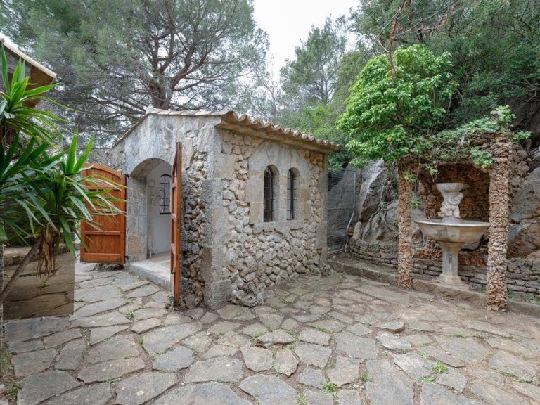 Country House for Sale in Pollença, Balearic Islands 6