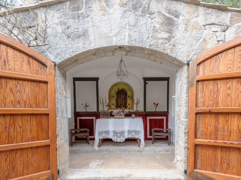 Country House for Sale in Pollença, Balearic Islands 11
