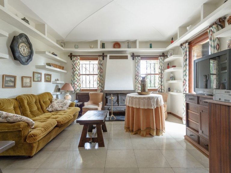 Country House for Sale in Pollença, Balearic Islands 16