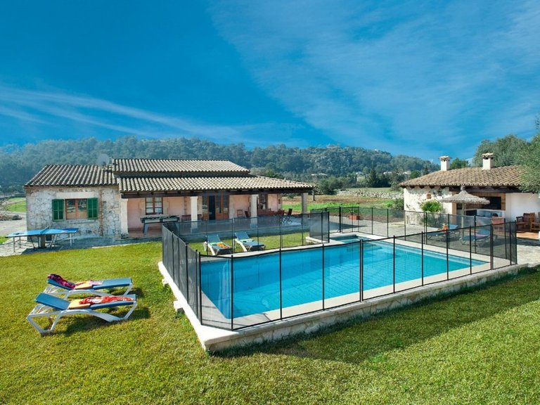 Country House for Sale in Pollença, Balearic Islands 16