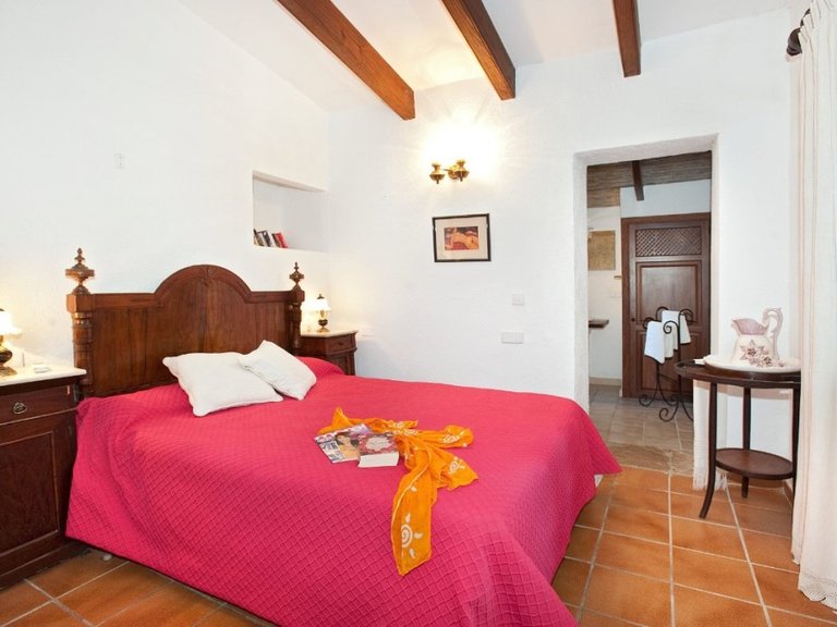 Country House for Sale in Pollença, Balearic Islands 9