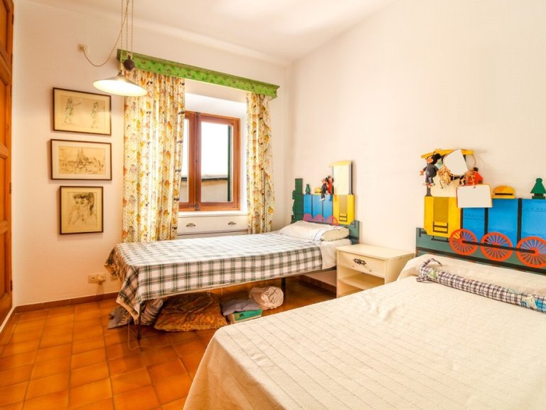 Town House for Sale in Pollença, Balearic Islands 12