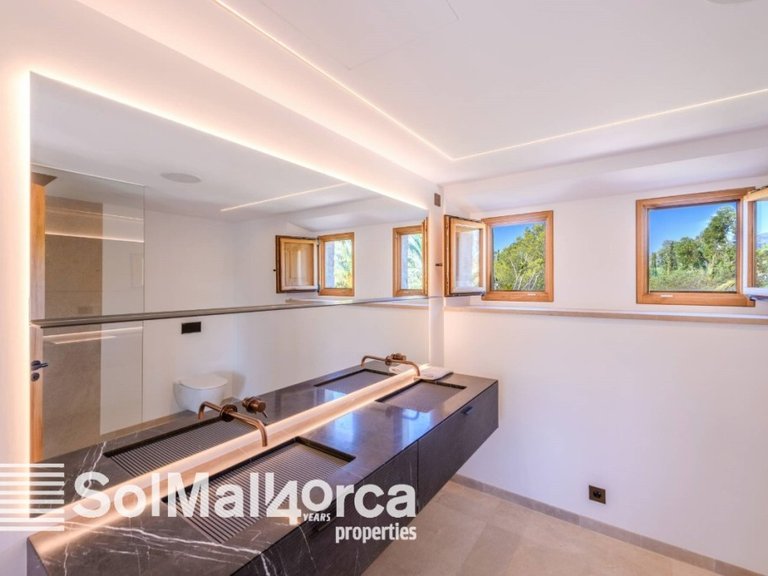 Country House for Sale in Pollença, Balearic Islands 13