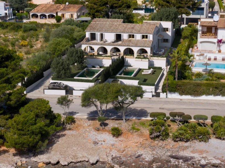 Villa for Sale in Alcanada, Alcúdia, Balearic Islands 15
