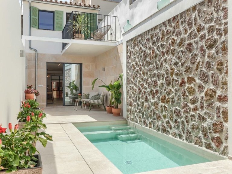 Town House for Sale in Pollença Pueblo, Balearic Islands 6