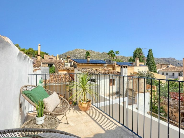 Town House for Sale in Pollença Pueblo, Balearic Islands 5