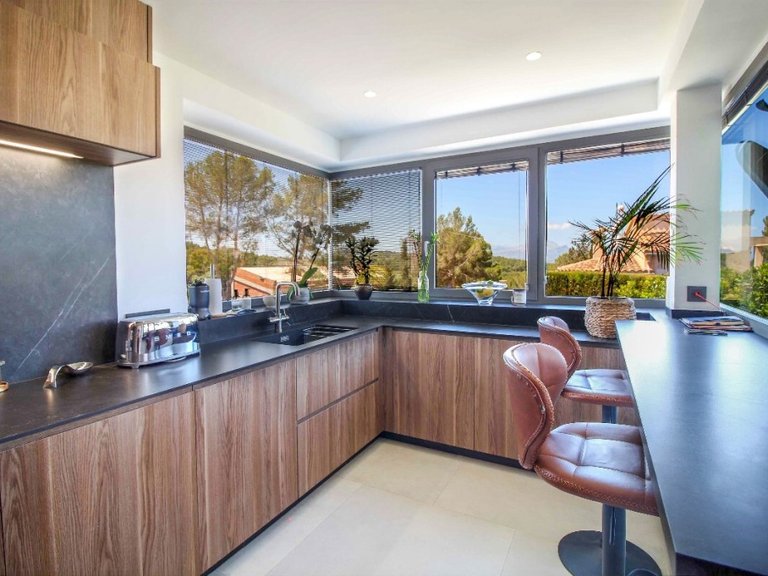 Villa for Sale in Bonaire, Alcúdia, Balearic Islands 5