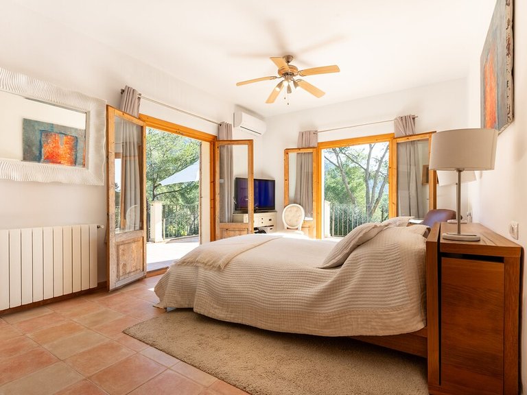 Villa for Sale in Sa Pobla, Balearic Islands 8