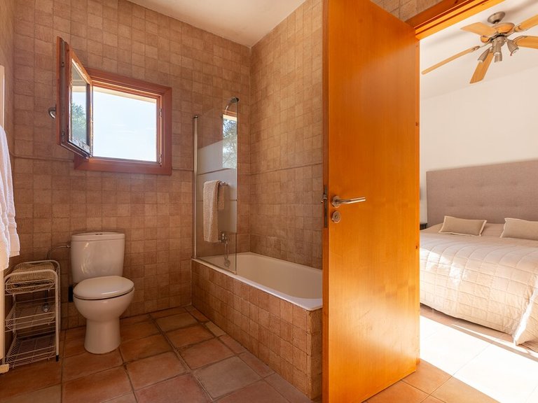 Villa for Sale in Sa Pobla, Balearic Islands 19