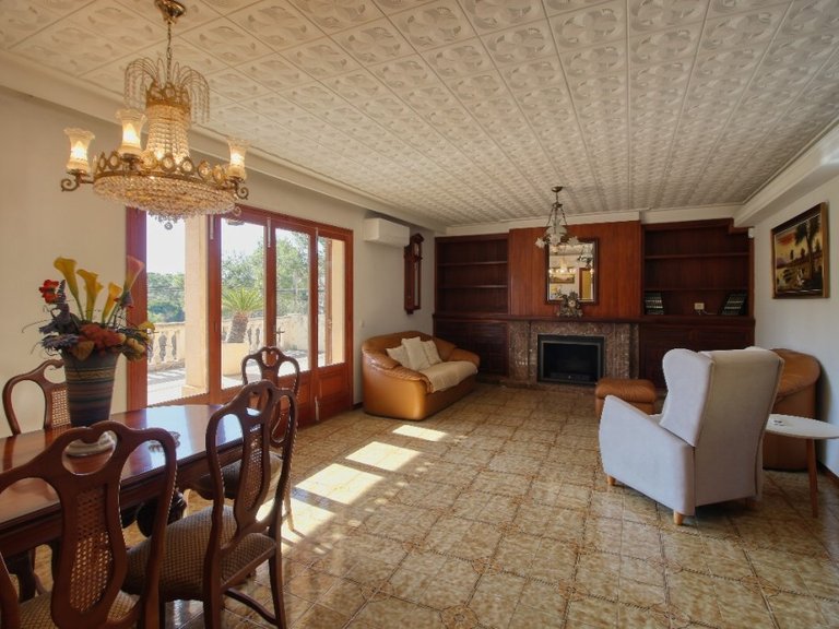 Villa for Sale in Alcúdia, Balearic Islands 8