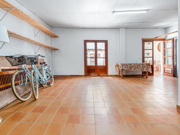 Town House for Sale in Pollença, Balearic Islands 19