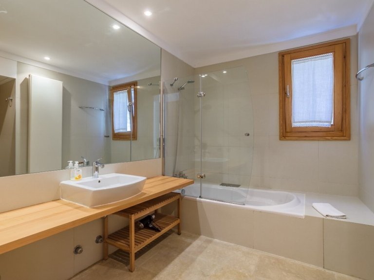 Country House for Sale in Pollença, Balearic Islands 9
