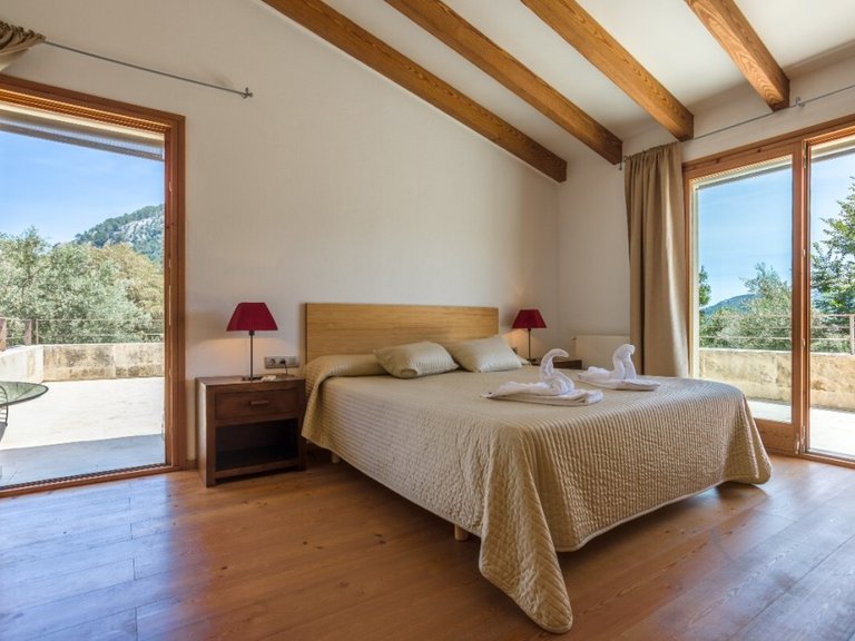 Country House for Sale in Pollença, Balearic Islands 11