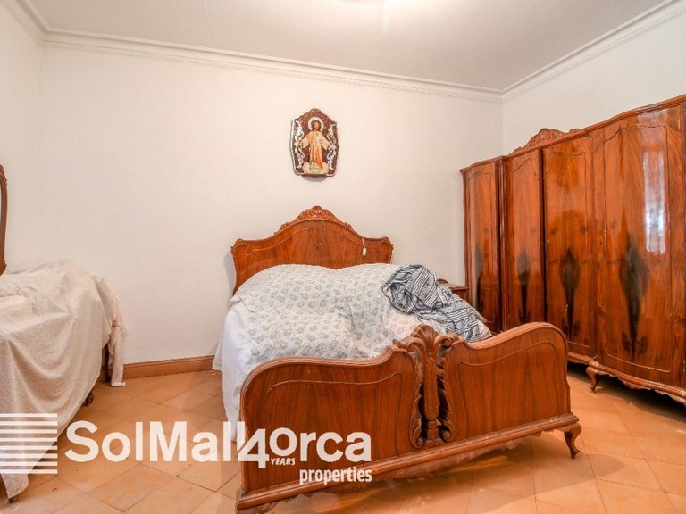 Town House for Sale in Pollença Pueblo, Balearic Islands 8