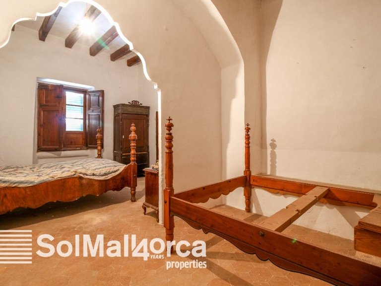 Town House for Sale in Pollença Pueblo, Balearic Islands 9