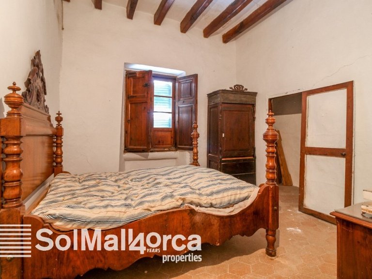 Town House for Sale in Pollença Pueblo, Balearic Islands 10