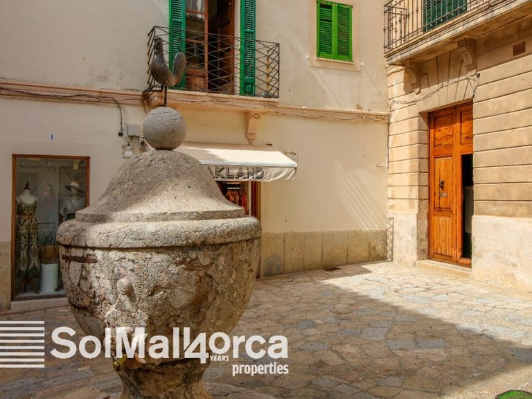 Town House for Sale in Pollença Pueblo, Balearic Islands 19