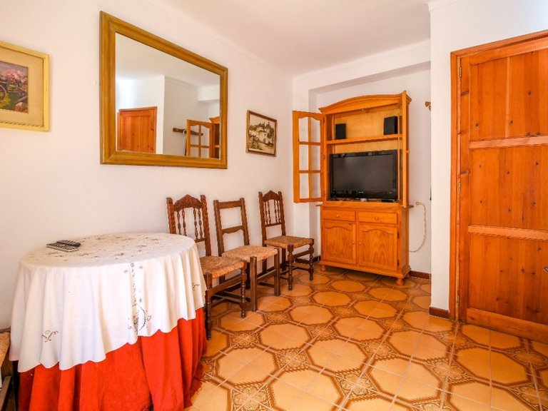 Town House for Sale in Pollença Pueblo, Balearic Islands 8