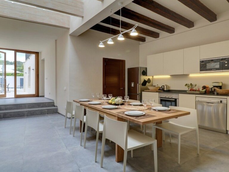 Town House for Sale in Pollença Pueblo, Balearic Islands 5
