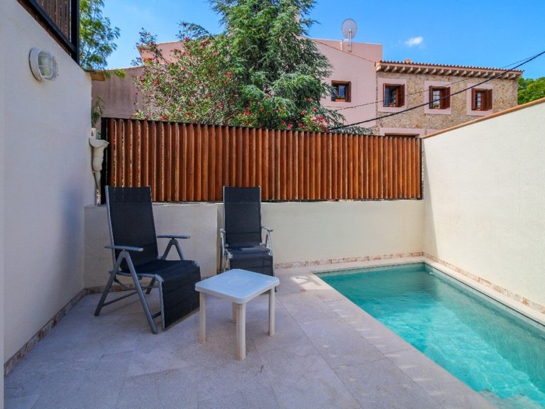 Town House for Sale in Pollença Pueblo, Balearic Islands 10