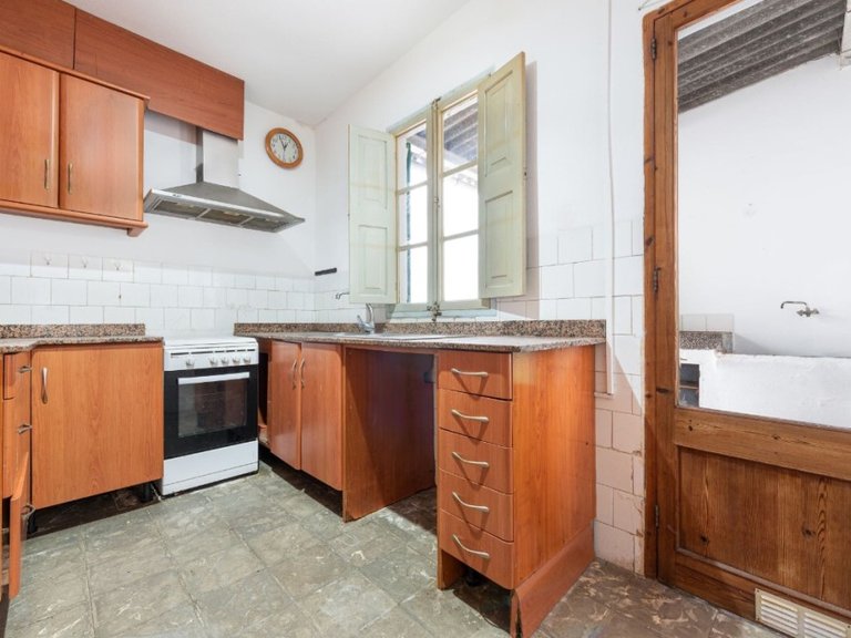 Town House for Sale in Pollença Pueblo, Balearic Islands 8