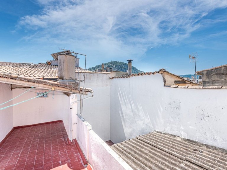 Town House for Sale in Pollença Pueblo, Balearic Islands 9