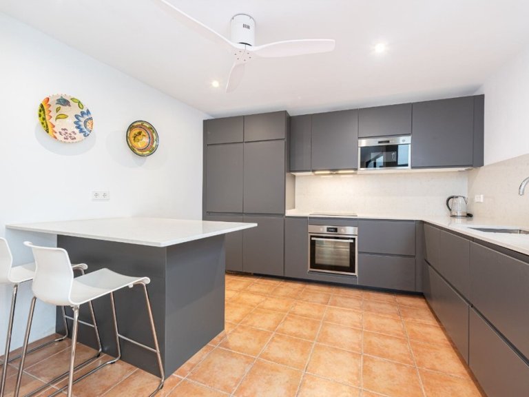 Town House for Sale in Pollença Pueblo, Balearic Islands 6