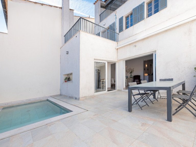 Town House for Sale in Pollença Pueblo, Balearic Islands 6