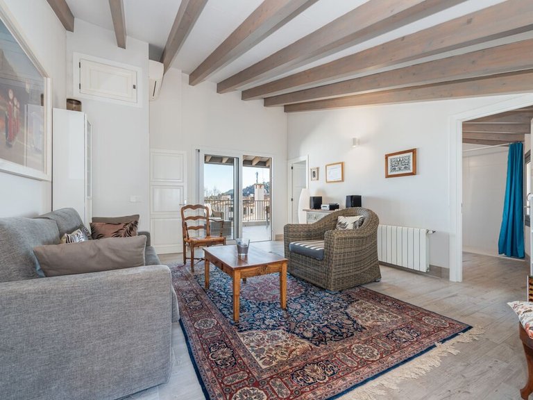 Town House for Sale in Pollença Pueblo, Balearic Islands 18