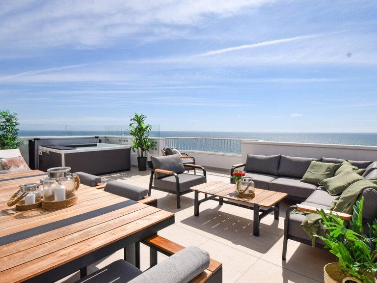 Penthouse for Sale in Fuengirola, Malaga 1