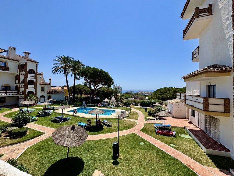 Apartment for Sale in Calahonda, Malaga 3
