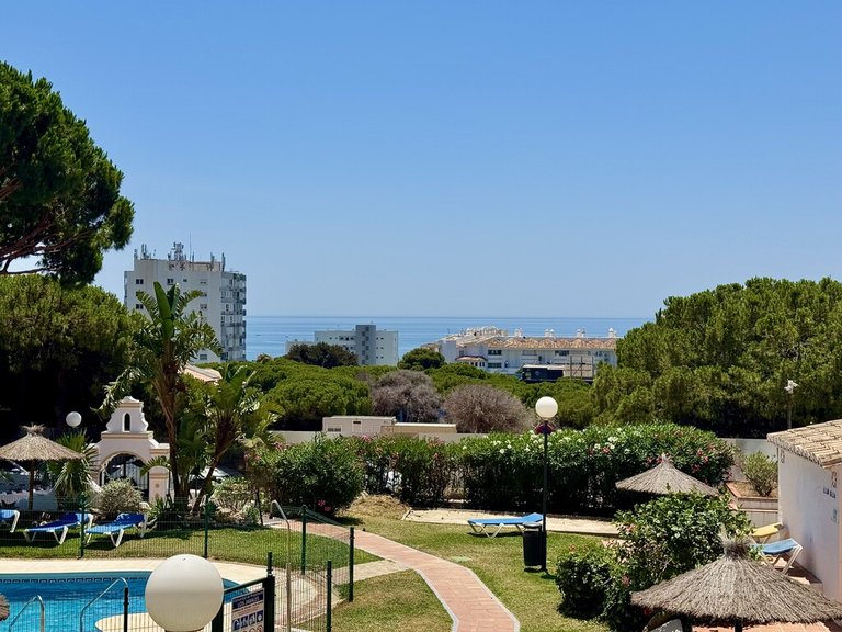Apartment for Sale in Calahonda, Malaga 4