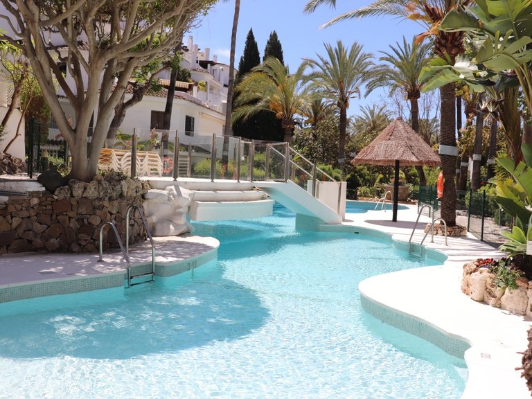 Apartment for Sale in Elviria Playa, Marbella, Malaga 1