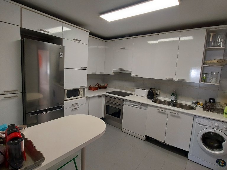 Apartment for Sale in Elviria Playa, Marbella, Malaga 5