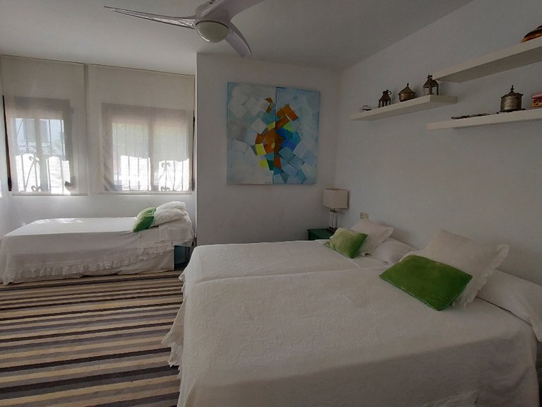 Apartment for Sale in Elviria Playa, Marbella, Malaga 9