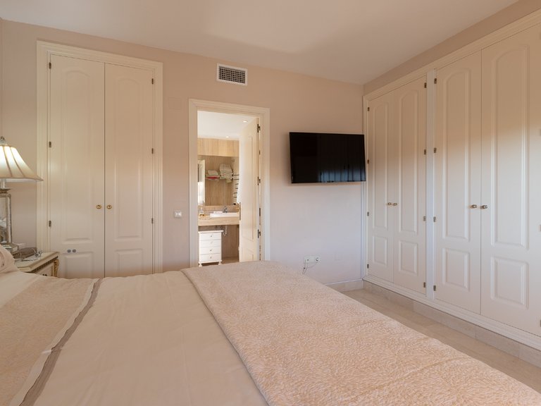 Apartment for Sale in Elviria, Marbella, Malaga 15