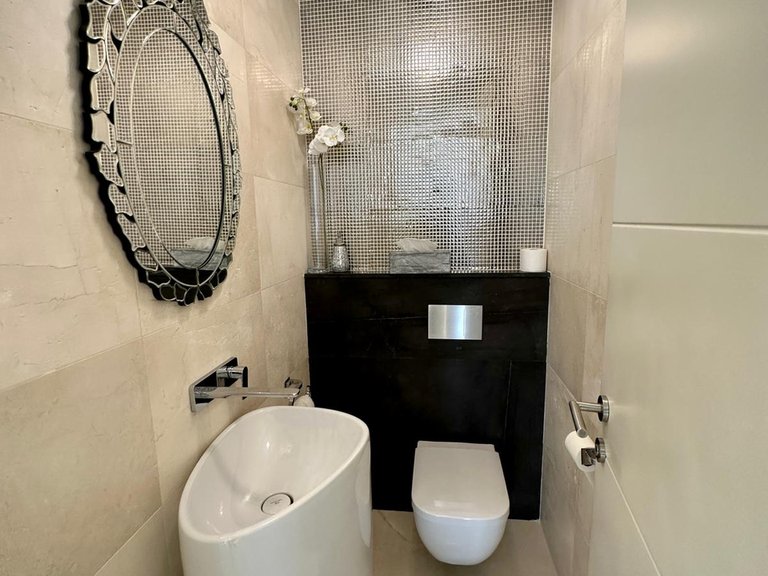 Villa for Sale in Marbella East, Marbella, Malaga 27