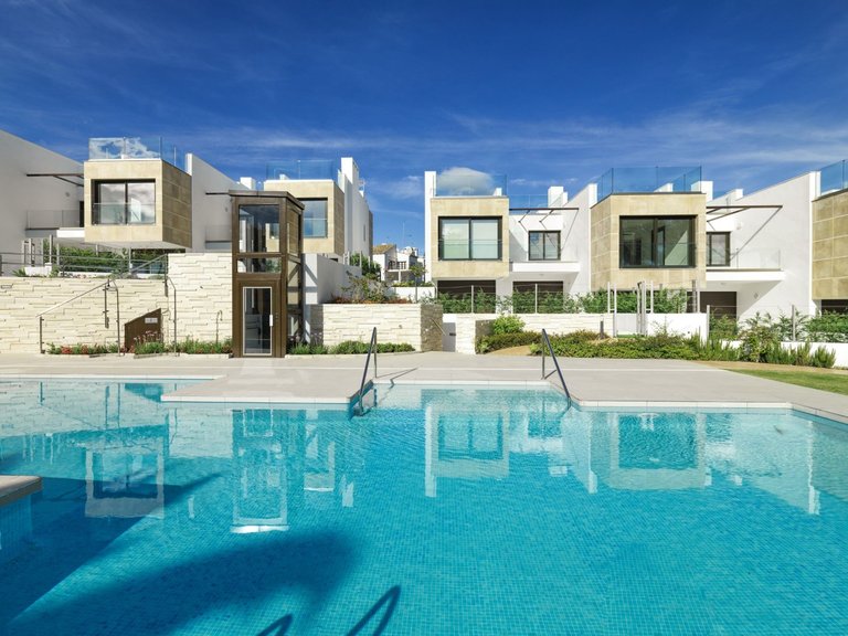 Town House for Sale in Nueva Andalucía, Marbella, Malaga 1