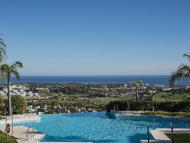 Apartment for Sale in Benahavís, Malaga 1