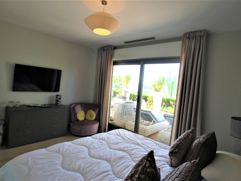 Apartment for Sale in Benahavís, Malaga 24