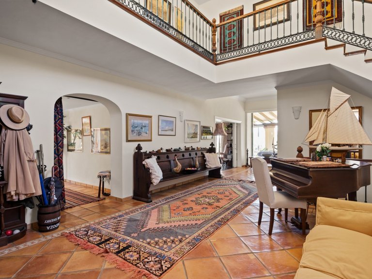 Villa for Sale in Benahavís, Malaga 17