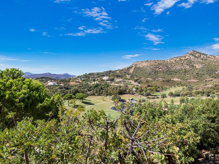Villa for Sale in Benahavís, Malaga 43