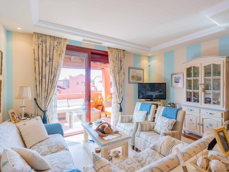 Apartment for Sale in Elviria Playa, Marbella, Malaga 4