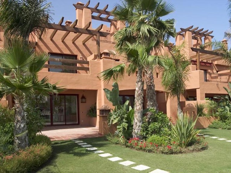 Town House for Sale in Golden Mile, Marbella, Malaga 16